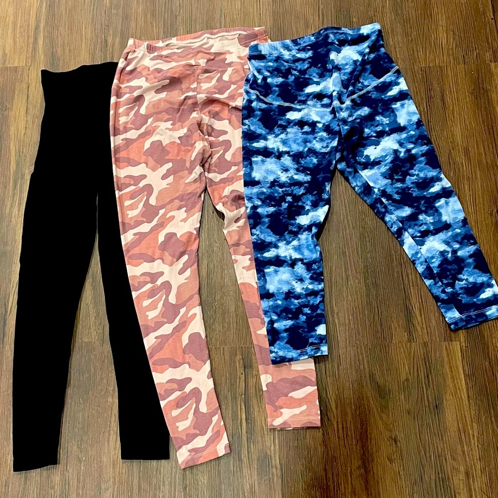 Three piece maternity legging set